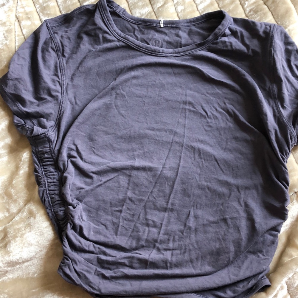 Lululemon sinched Tee
